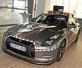 Umgebauter Nissan GT-R mit Feuerlöschanlage